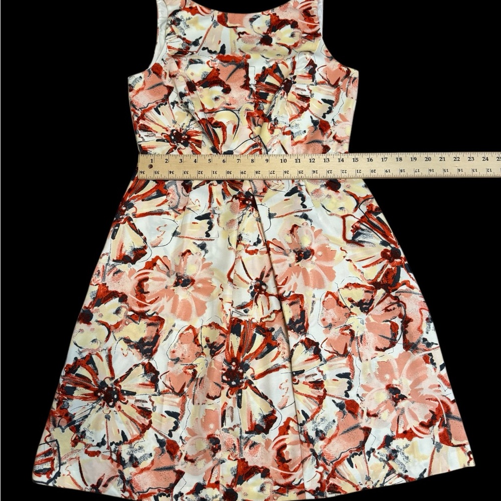 Loft Dress - Picture 9 of 10